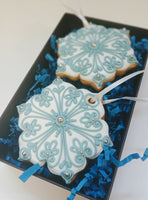 Weihnachtsgeschenk aus Lebkuchen im Geschenkkarton (11x18cm) von Festkeks - blau