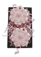 Weihnachtsgeschenk aus Lebkuchen im Geschenkkarton (11x18cm) von Festkeks -rosa