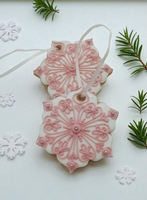 Weihnachtsgeschenk aus Lebkuchen im Geschenkkarton (11x18cm) von Festkeks -rosa