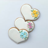 Hochzeitsherz, Tischkarte mit rosafarbenen Blumen, Personalisierbar. 10 cm - Fest Keks : Lebkuchen & Kekse für alle festlichen Anlässe
