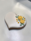 Hochzeitsherz, Tischkarte mit gelben Blumen, Personalisierbar. 10 cm - Fest Keks : Lebkuchen & Kekse für alle festlichen Anlässe