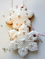weißer Schneeflocke  - Anhänger aus Lebkuchen 9.5 cm